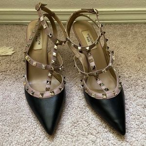 Kaitlyn pan Valentino dupes